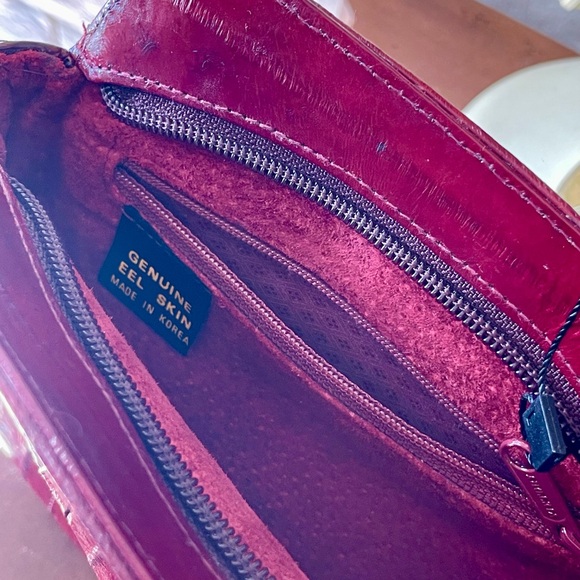Vintage 1980s Burgundy Red Eel Leather Crossbody Bag - Picture 11 of 14